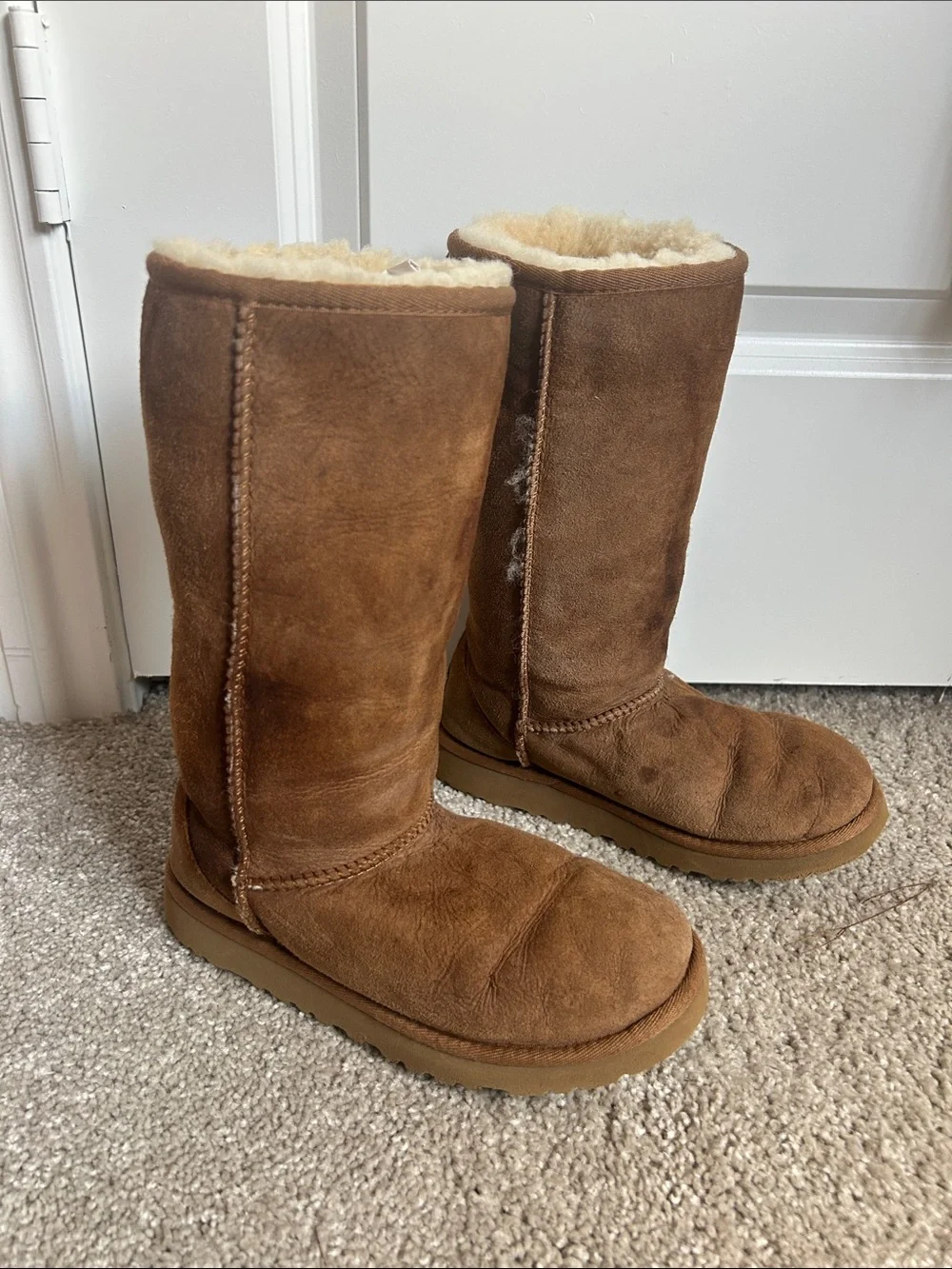 UGG kids boots size 3